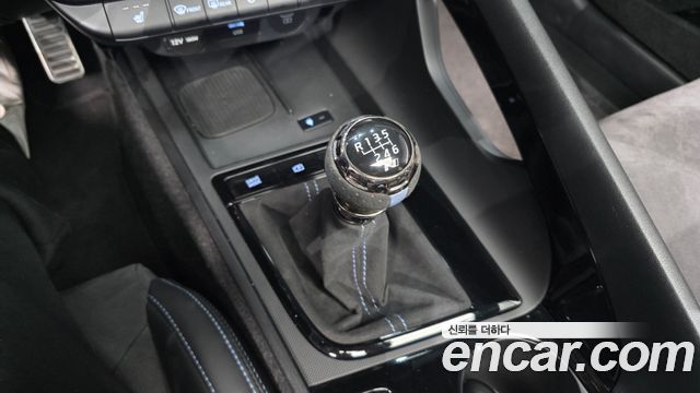 Hyundai AVANTE 2024 — photo 9