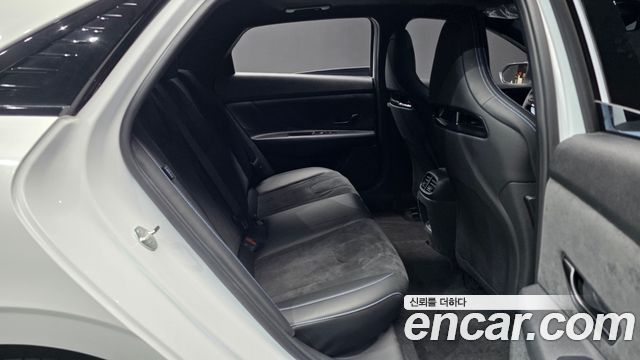 Hyundai AVANTE 2024 — photo 12