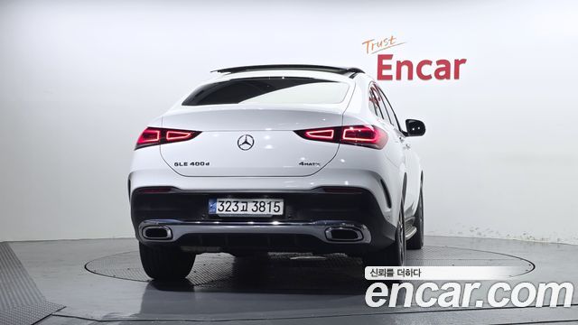 Mercedes-Benz GLE-Class 2021 — photo 4