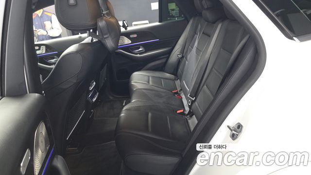 Mercedes-Benz GLE-Class 2021 — photo 11