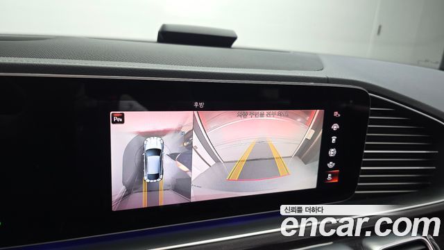 Mercedes-Benz GLE-Class 2021 — photo 16