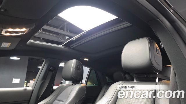 Mercedes-Benz GLE-Class 2021 — photo 19