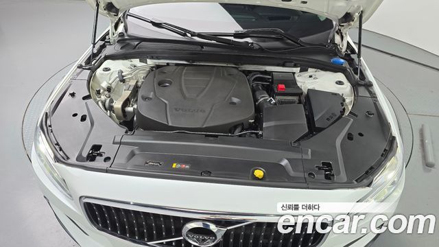 Volvo V90 2018 — photo 6