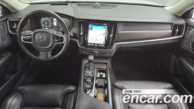 Volvo V90 2018 — photo 10