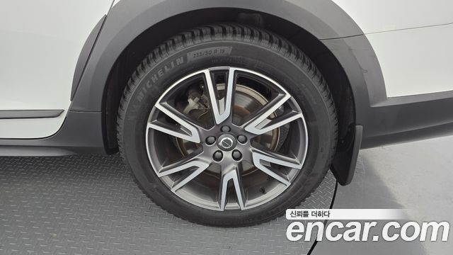 Volvo V90 2018 — photo 7