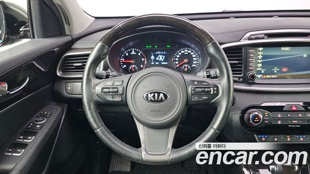 Kia Sorento 2016 — photo 21