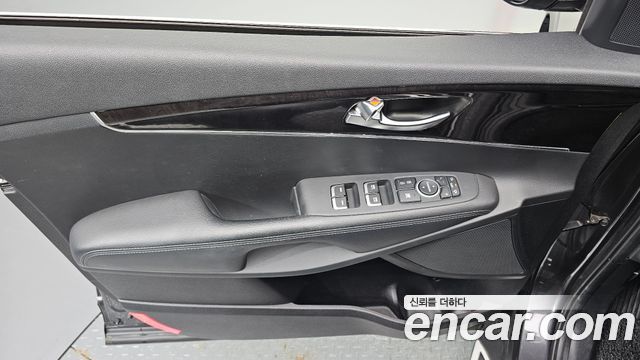 Kia Sorento 2016 — photo 14
