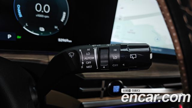 Hyundai Santafe 2024 — photo 29