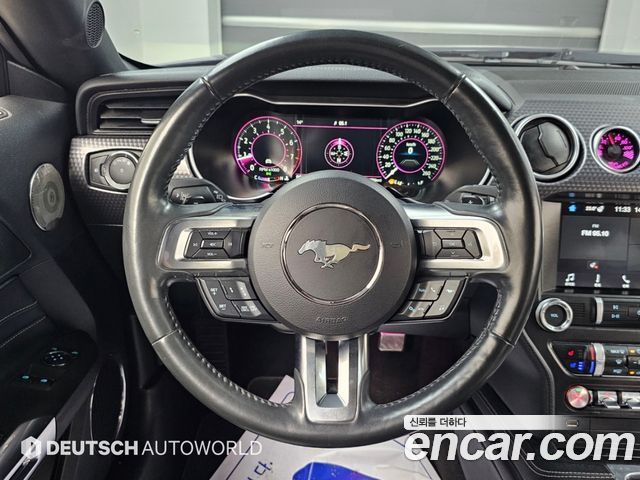 Ford Mustang 2019 — photo 13