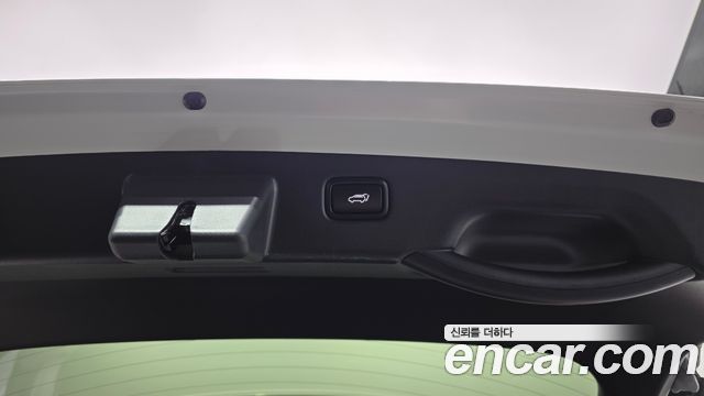 Kia Niro 2024 — photo 23