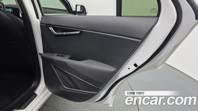 Kia Niro 2024 — photo 15
