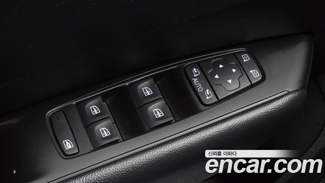 Renault Korea SM6 2019 — photo 19