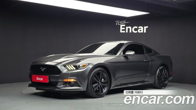 Ford Mustang 2016 — photo 1