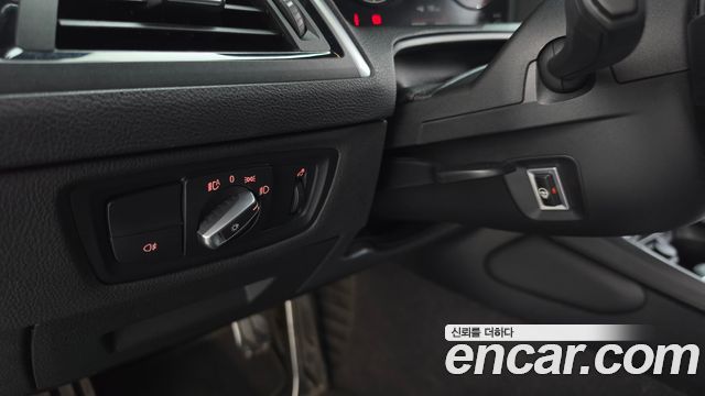 BMW M2 2018 — photo 24