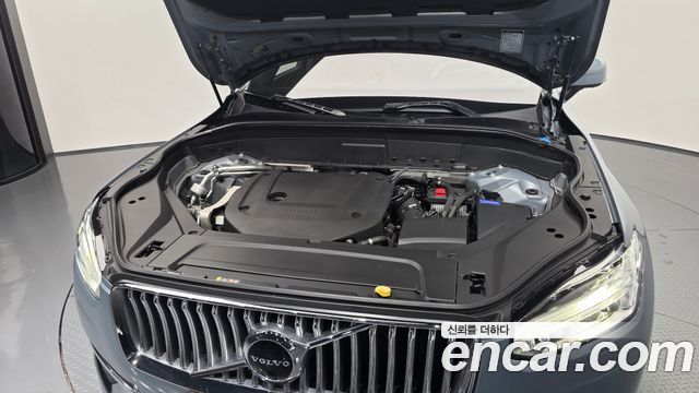 Volvo XC90 2021 — photo 6