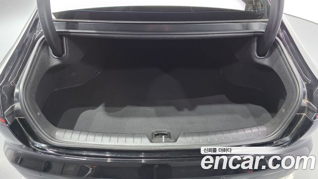Hyundai Grandeur 2023 — photo 24