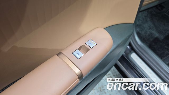 Hyundai Grandeur 2023 — photo 28
