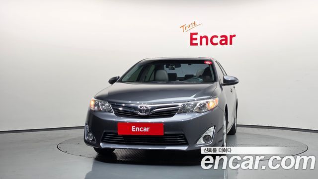 Toyota Camry 2012 — photo 3