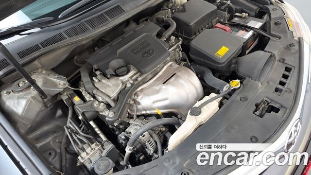 Toyota Camry 2012 — photo 6