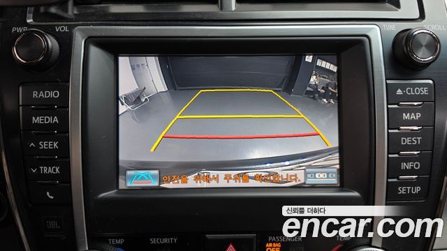 Toyota Camry 2012 — photo 15