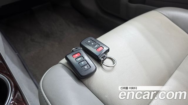 Toyota Camry 2012 — photo 16