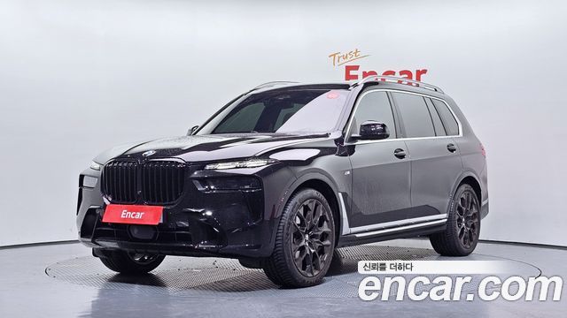 BMW X7 2026 — photo 1