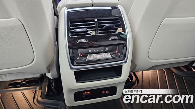 BMW X7 2026 — photo 25