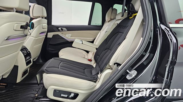 BMW X7 2026 — photo 16