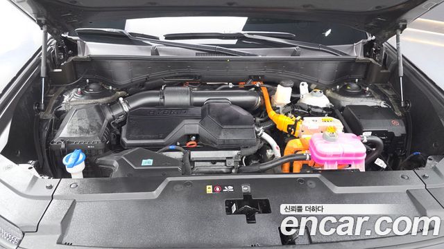 Hyundai Santafe 2025 — photo 6