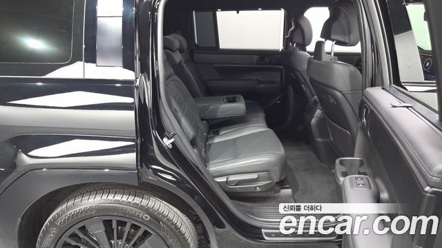 Hyundai Santafe 2025 — photo 17