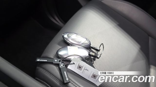 Hyundai Santafe 2025 — photo 22
