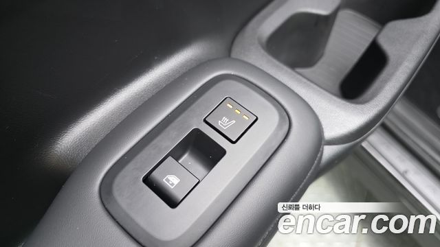 Hyundai Santafe 2025 — photo 30