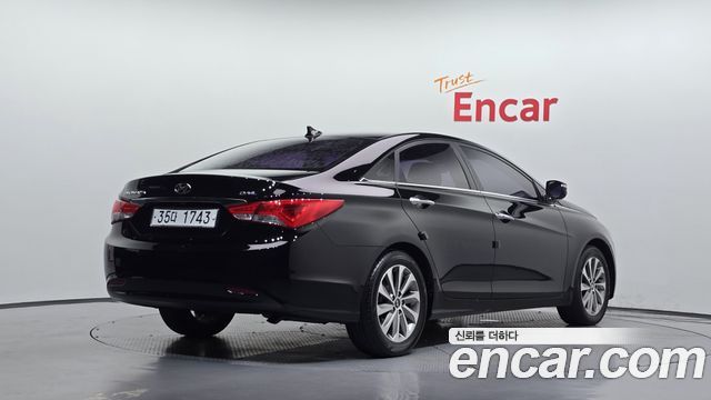Hyundai Sonata 2013 — photo 2