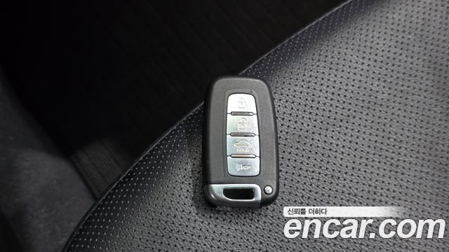 Hyundai Sonata 2013 — photo 24