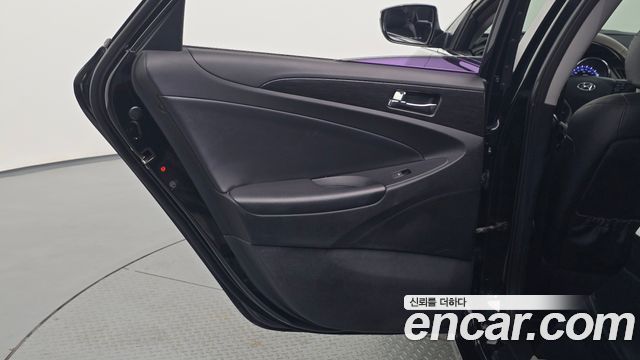 Hyundai Sonata 2013 — photo 15