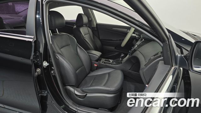 Hyundai Sonata 2013 — photo 16