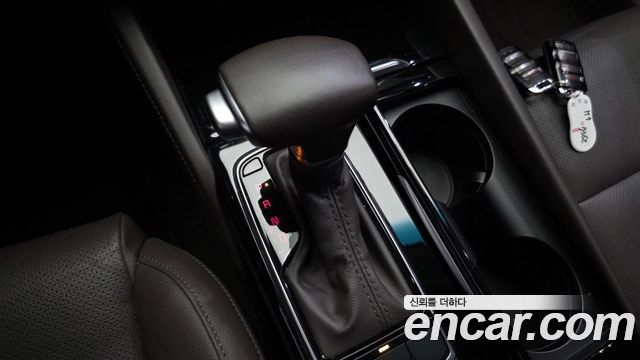 Kia K7 2017 — photo 12
