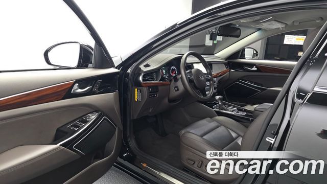 Kia K7 2017 — photo 13