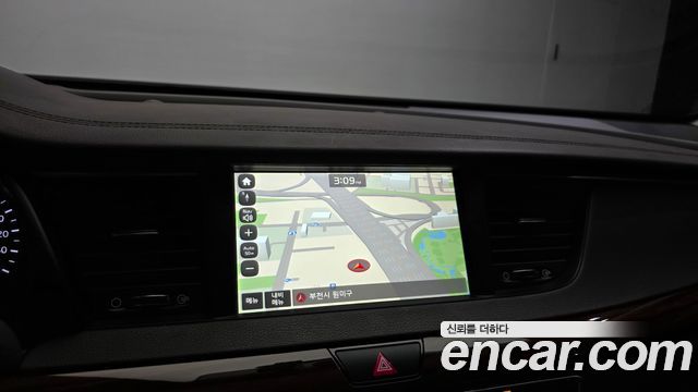 Kia K7 2017 — photo 20