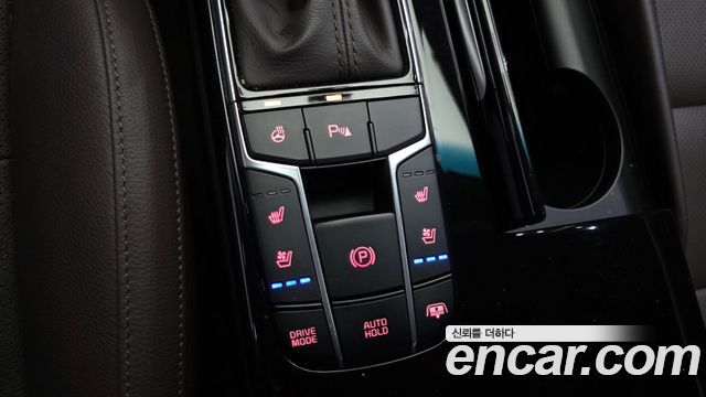 Kia K7 2017 — photo 24