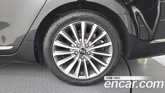 Kia K7 2017 — photo 7