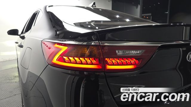 Kia K7 2017 — photo 9