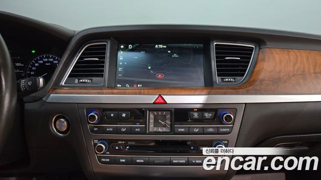 Hyundai Genesis 2014 — photo 19