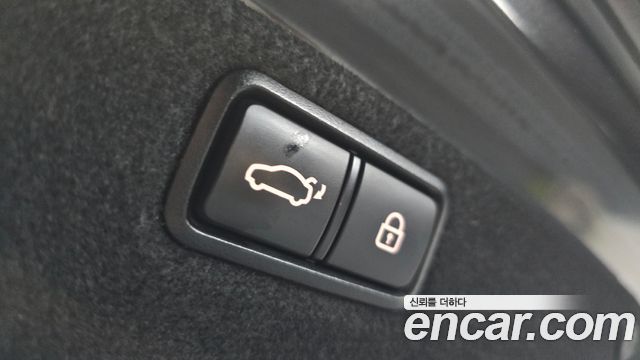 Hyundai Genesis 2014 — photo 26