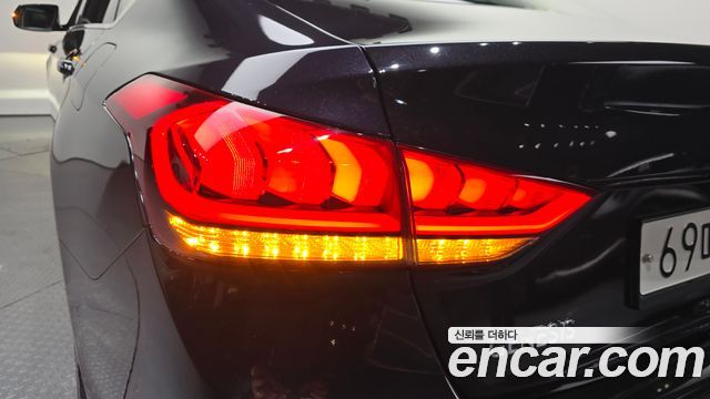 Hyundai Genesis 2014 — photo 9