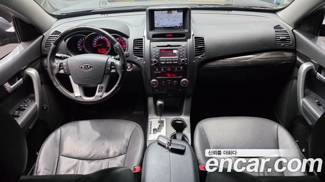 Kia Sorento 2011 — photo 7