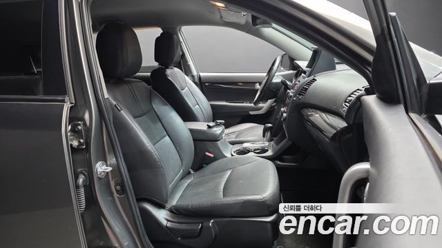 Kia Sorento 2011 — photo 11