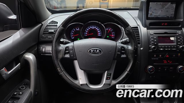 Kia Sorento 2011 — photo 13