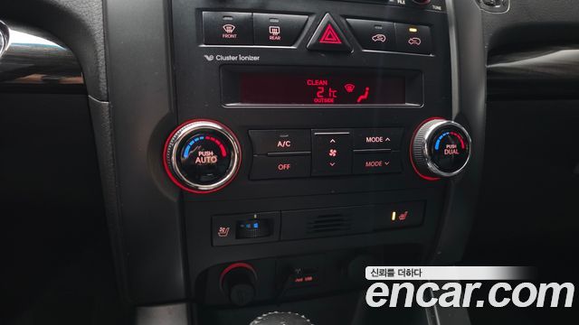 Kia Sorento 2011 — photo 16