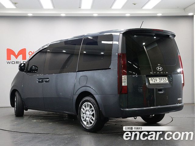Hyundai Staria 2022 — photo 4